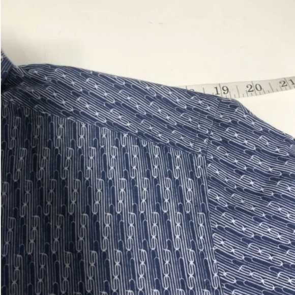 Bugatchi Long Sleeve Geometric Print Navy Button Up Shirt, size M - Picture 7 of 10
